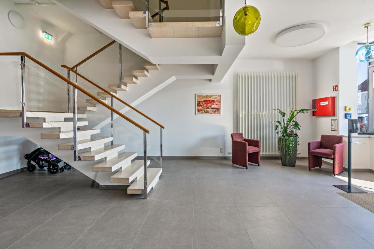 Huber Living Basic 106 Apartment แกร์เมอร์ริง ภายนอก รูปภาพ